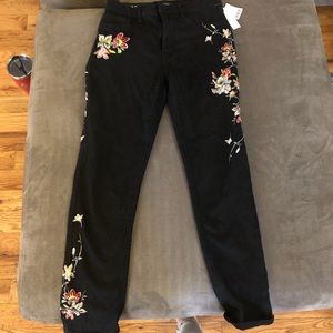 BDG black flower embroidered jeans NEW w tags